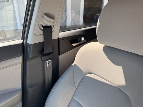 Used 2021 Hyundai Tucson Value w/ Cargo Package image 7