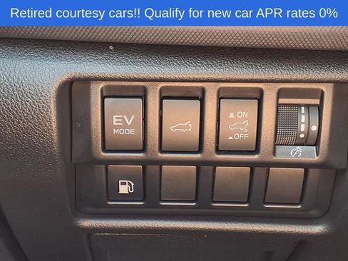 Used 2025 Subaru Forester Limited AWD/4WD image 16