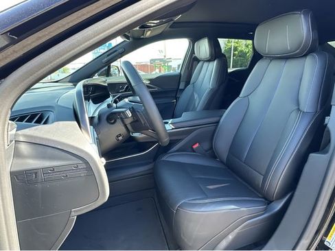 New 2026 Cadillac Lyriq Sport image 8