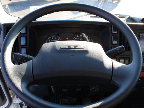 New 2024 Chevrolet Low Cab Forward image 21