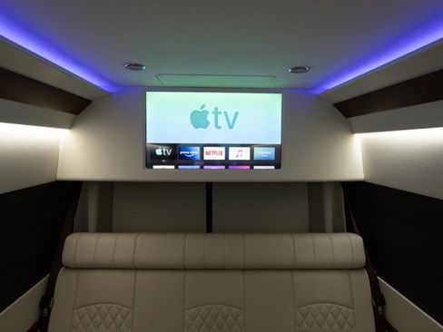 Used 2019 Mercedes-Benz Sprinter 2500 w/ Premium Package image 49