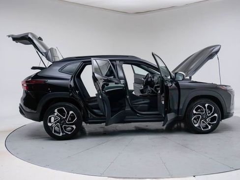 New 2026 Chevrolet Trax RS w/ Driver Confidence Package image 15