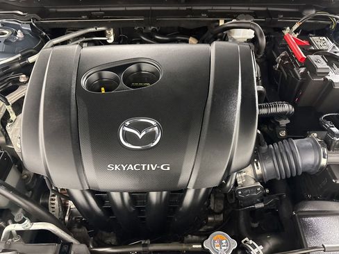 Used 2022 MAZDA MAZDA3 s image 32