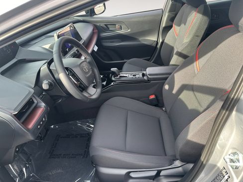 Certified 2026 Toyota Prius Plug-In Hybrid FWD image 9