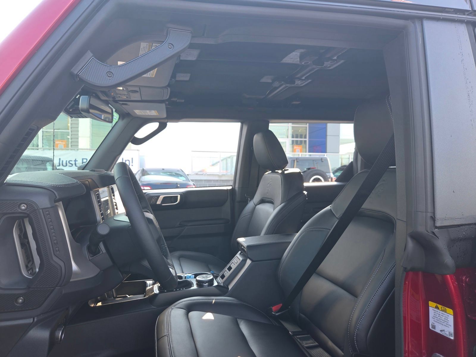 New 2026 Ford Bronco Outer Banks w/ Sasquatch Package AWD/4WD image 9