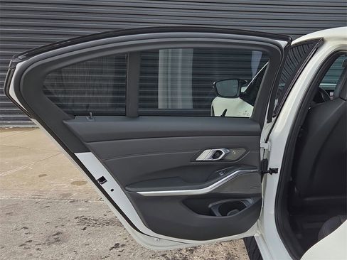 Used 2026 BMW M3 Competition image 17