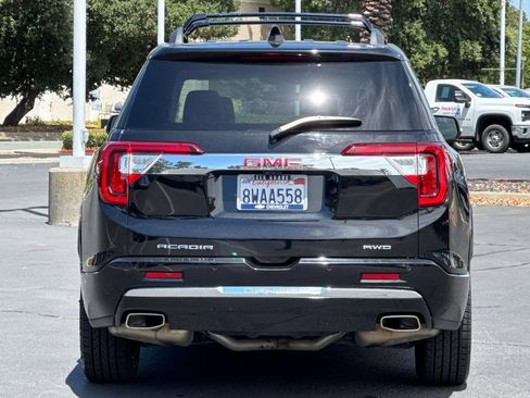 Used 2021 GMC Acadia Denali w/ Denali Ultimate Package AWD/4WD image 4