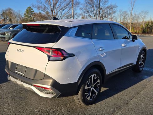 Certified 2023 Kia Sportage EX image 7