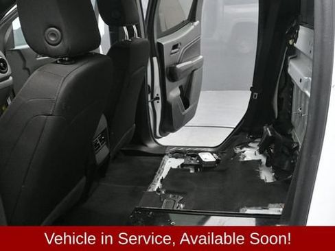 Used 2024 Chevrolet Colorado W/T w/ Safety Package RWD image 11