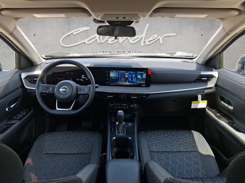 New 2026 Nissan Kicks SV w/ SV Premium Package FWD image 21