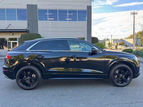 Used 2022 Audi Q8 Premium Plus w/ Premium Plus Package image 12