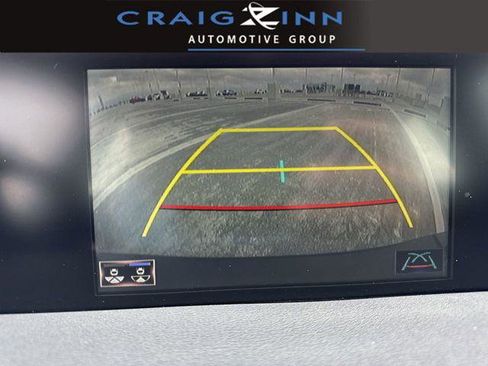 Certified 2021 Lexus UX 200 w/ Accessory Package (Z1) image 17