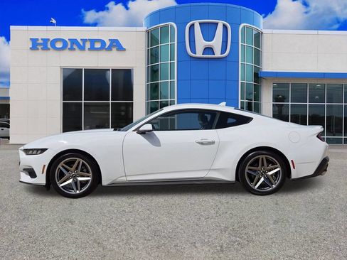 Used 2024 Ford Mustang Premium RWD image 6