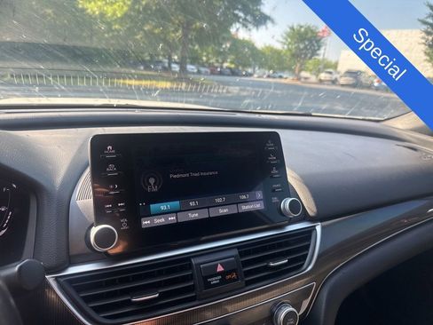 Used 2021 Honda Accord Sport image 11
