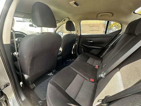 Used 2021 Nissan Sentra SV image 16