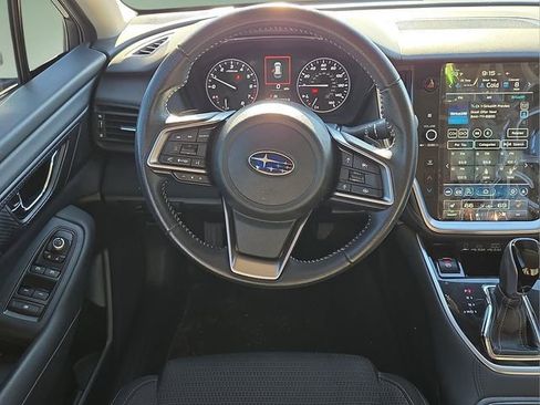 Used 2024 Subaru Outback Premium image 17