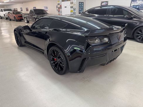 Used 2016 Chevrolet Corvette Z06 w/ Battery Protection Package RWD image 5