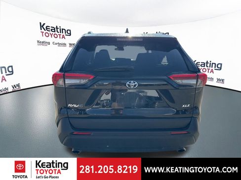 Used 2025 Toyota RAV4 XLE FWD image 6