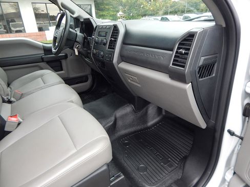 Used 2019 Ford F350 XL w/ Power Equipment Group image 21