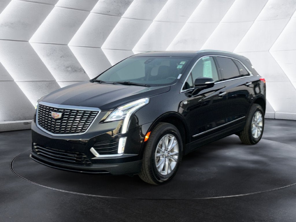 Certified 2024 Cadillac XT5 Luxury FWD image 1