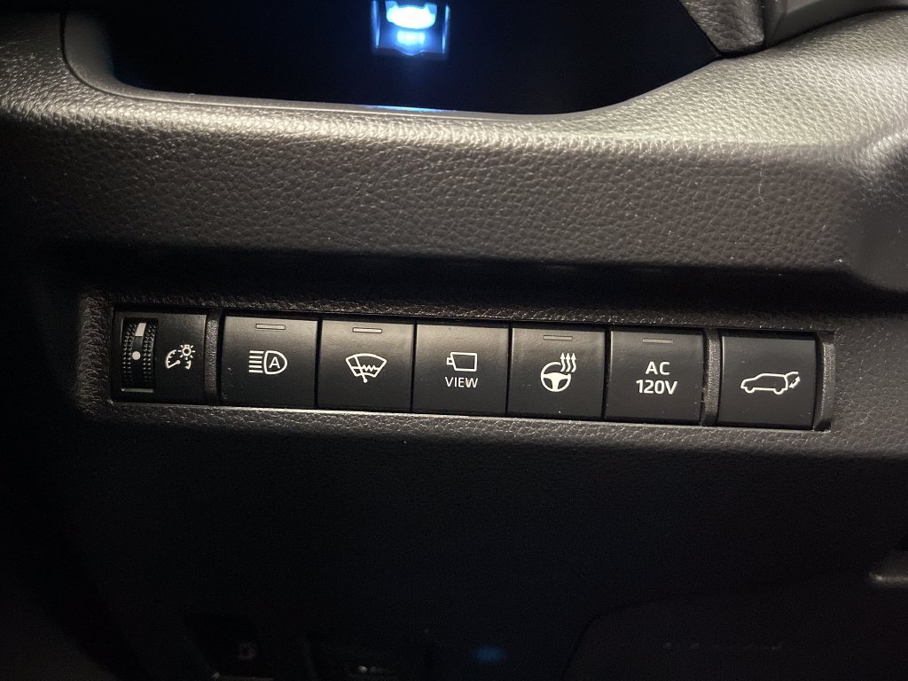 Certified 2021 Toyota RAV4 XSE w/ Premium Package AWD/4WD image 28