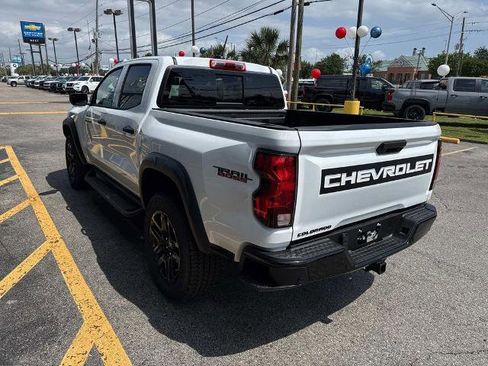 New 2025 Chevrolet Colorado Trail Boss w/ LPO, Tailgate Decal Package image 5