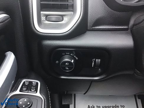 Used 2024 RAM 2500 Big Horn image 35