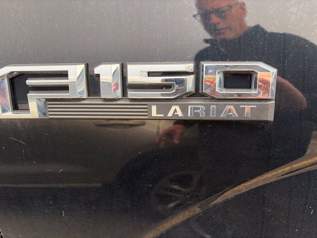 Used 2018 Ford F150 Lariat w/ Equipment Group 502A Luxury AWD/4WD image 4