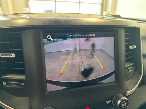 Used 2020 RAM 1500 Big Horn image 18