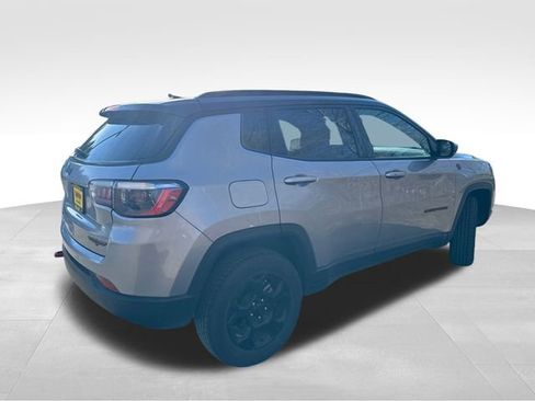 Used 2024 Jeep Compass Trailhawk image 37