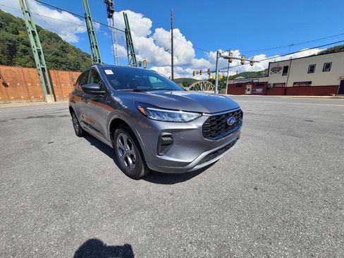 Used 2023 Ford Escape ST-Line w/ Tech Pack #1 image 2