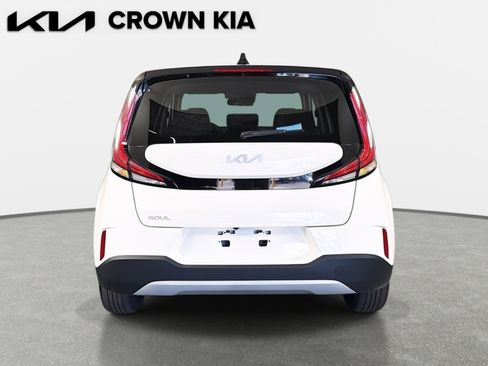 Certified 2025 Kia Soul LX w/ LX Technology Package image 6
