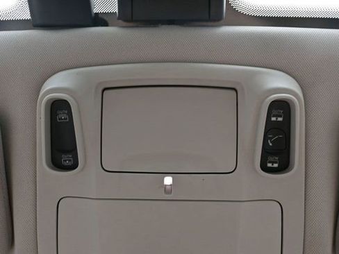 Used 2020 Chrysler Pacifica Limited FWD image 34