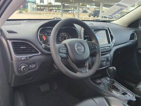 Used 2022 Jeep Cherokee Trailhawk w/ Trailer Tow Group image 4