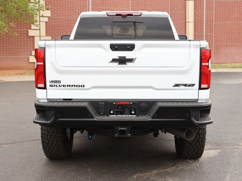 New 2026 Chevrolet Silverado 2500 ZR2 w/ LPO, Dark Essentials Package AWD/4WD image 31