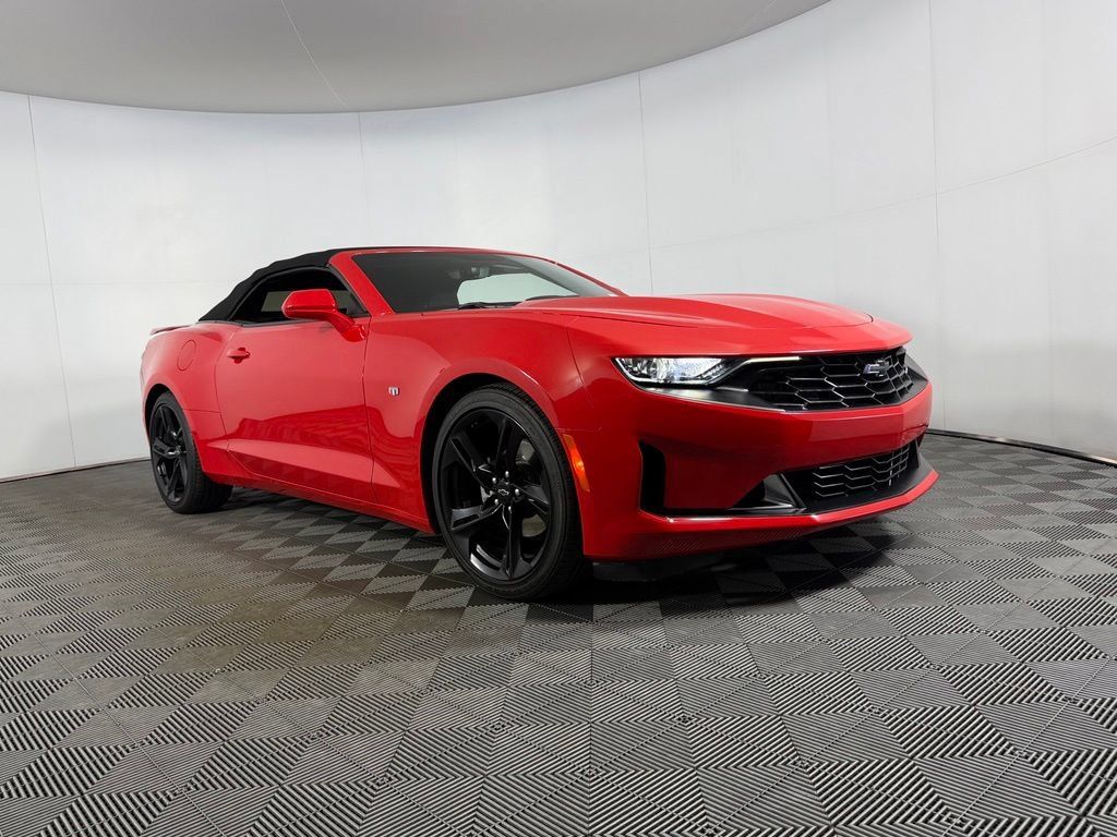 Used 2024 Chevrolet Camaro LT w/ RS Package RWD image 5