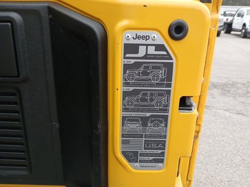 Used 2019 Jeep Wrangler Unlimited Sport S image 16