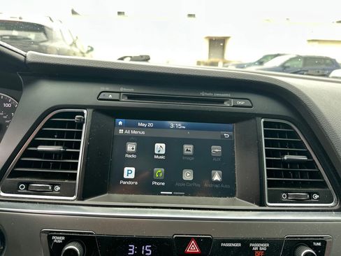 Used 2017 Hyundai Sonata Limited FWD image 15