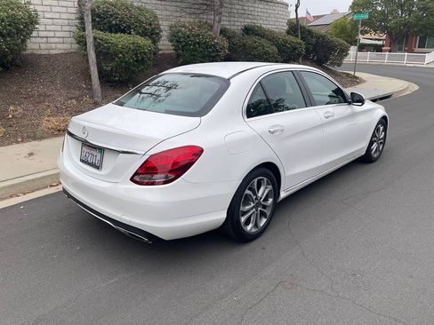 Used 2018 Mercedes-Benz C 300 Sedan image 7