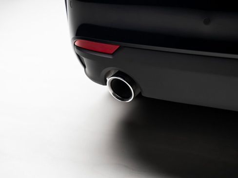 Used 2021 BMW 430i Convertible w/ Premium Package image 32