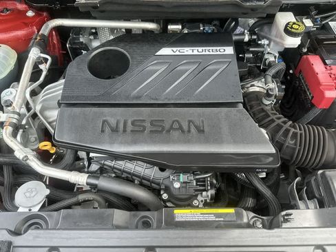 Used 2023 Nissan Rogue SV FWD image 12
