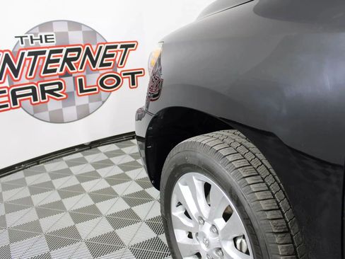 Used 2016 Toyota Sequoia Platinum AWD/4WD image 28