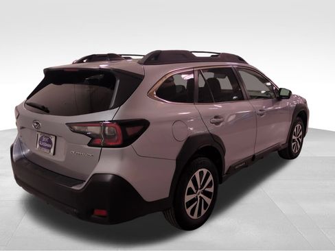Certified 2025 Subaru Outback Premium w/ Popular Package #1A image 4