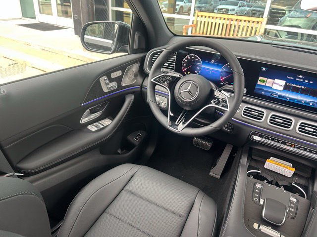 Used 2025 Mercedes-Benz GLS 450 4MATIC image 23