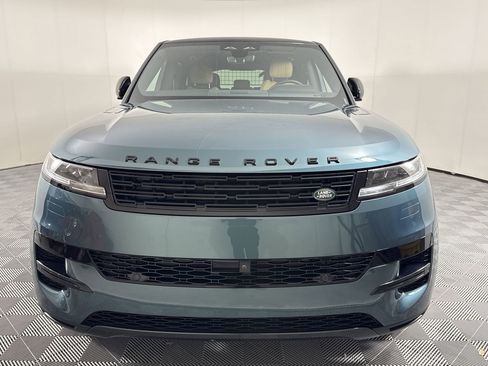 Used 2024 Land Rover Range Rover Sport SE AWD/4WD image 8