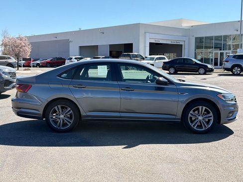 Used 2019 Volkswagen Jetta R-Line w/ R-Line Cold Weather Package image 8