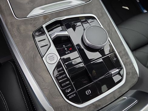 New 2026 BMW X7 xDrive40i image 11