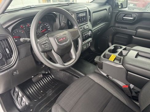 Certified 2022 GMC Sierra 1500 Pro w/ Convenience Package image 31