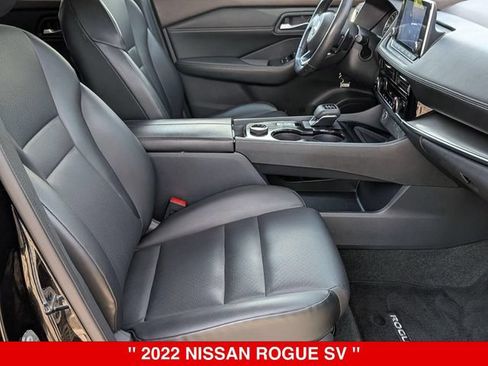 Certified 2022 Nissan Rogue SV w/ SV Premium Package AWD/4WD image 38