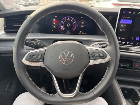 New 2026 Volkswagen Tiguan SE AWD/4WD image 10